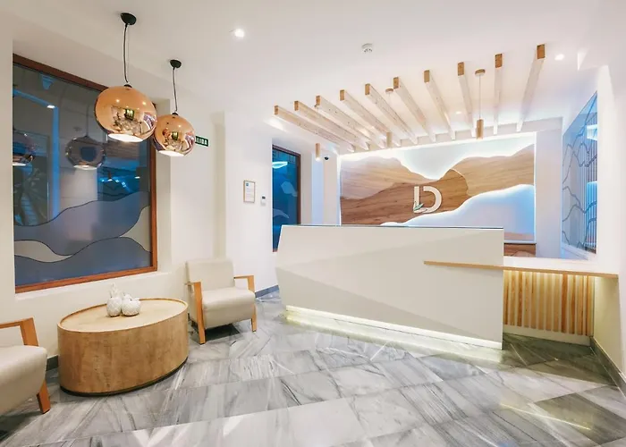 Aparthotel Debambú Atarazanas Málaga