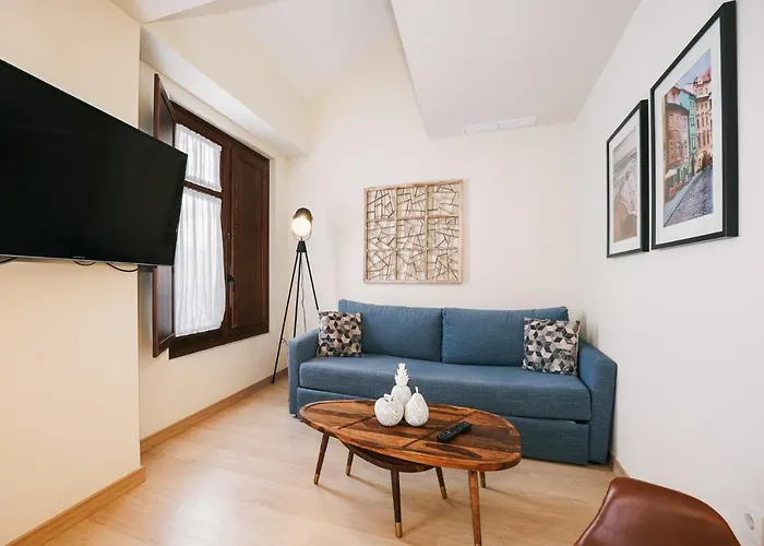 Aparthotel Debambú Atarazanas Málaga